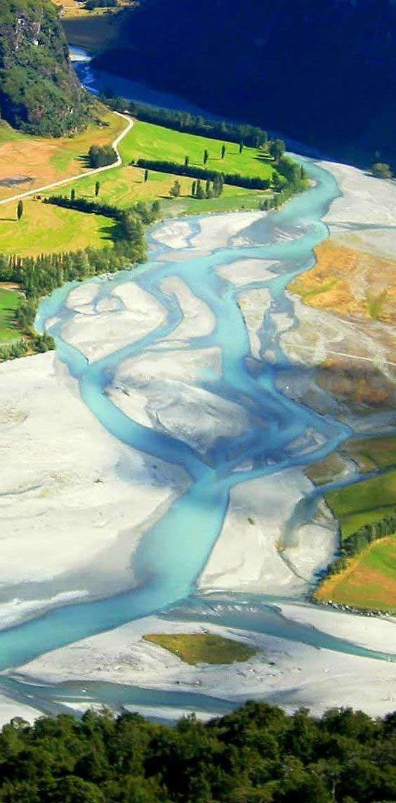 中国最长的河流是什么河(中国最长的河流是什么河和什么河)