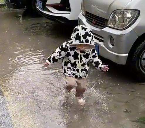雨天带小孩去上海哪玩(雨天带小孩去上海哪玩好)