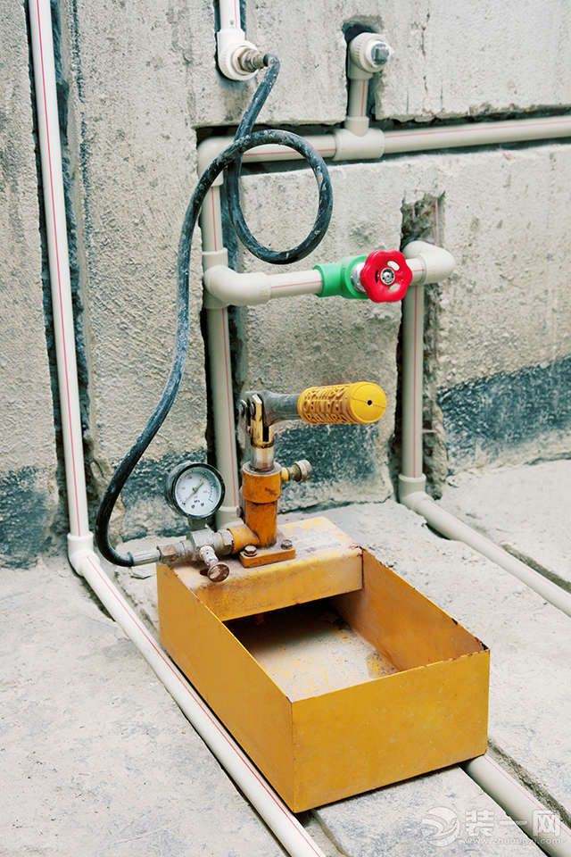家装水管打压(家装水管打压测试标准时间)